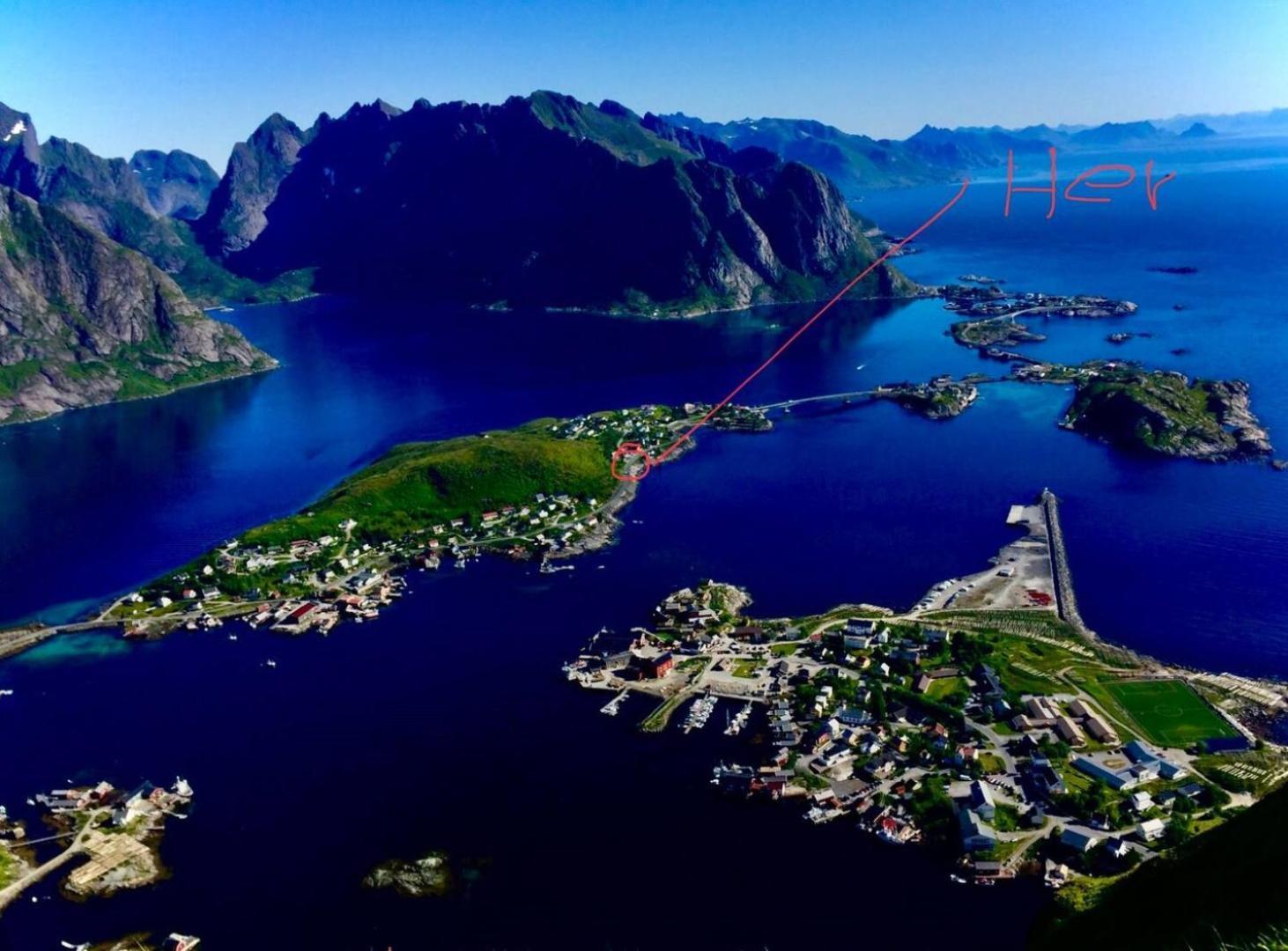 Utsiktsperle Pa Reine I Lofoten Eksteriør billede